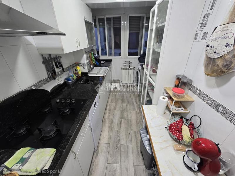 Foto 4c91b313-ce28-44f2-8eb9-468325181f5f. Piso  en venta en San Fermín Madrid