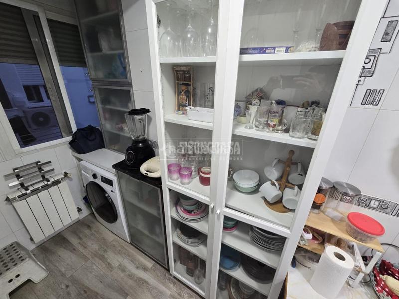 Foto b5045f8e-52ef-457f-8245-5d4730535450. Piso  en venta en San Fermín Madrid