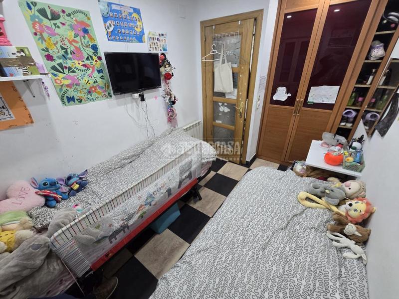 Foto dbfc293d-8d1b-4c52-8008-5b6d21d2ee4f. Piso  en venta en San Fermín Madrid