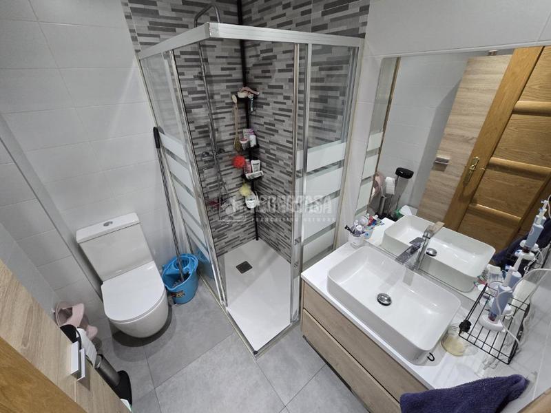 Foto fa1eea1a-2e3e-4009-acea-2794df89f8f2. Piso  en venta en San Fermín Madrid