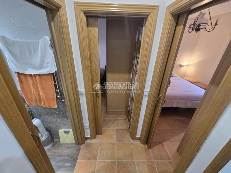 Foto 2029044f-2375-4577-9564-2f97d3841b28. Casa aparellada amb calefacció a San Fermín Madrid