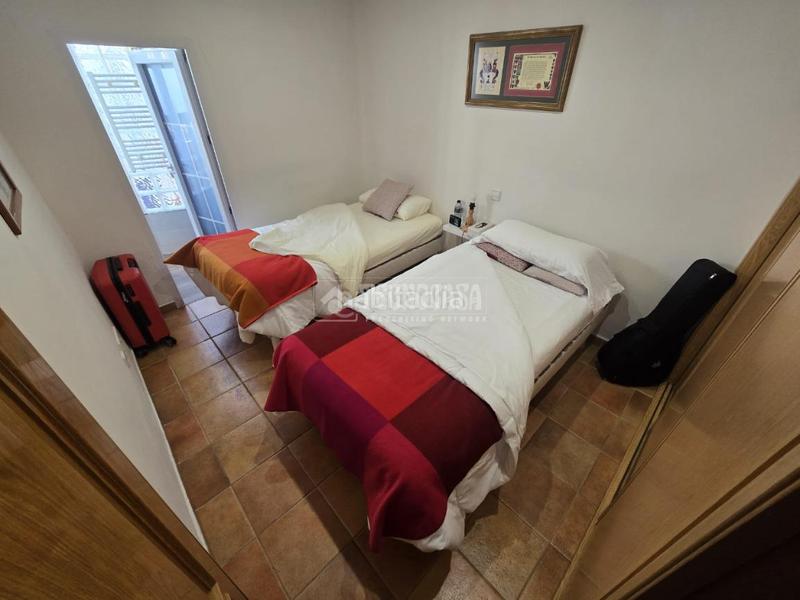 Foto 808458e4-b170-4ede-bffa-2b13d4f22a99. Casa aparellada amb calefacció a San Fermín Madrid