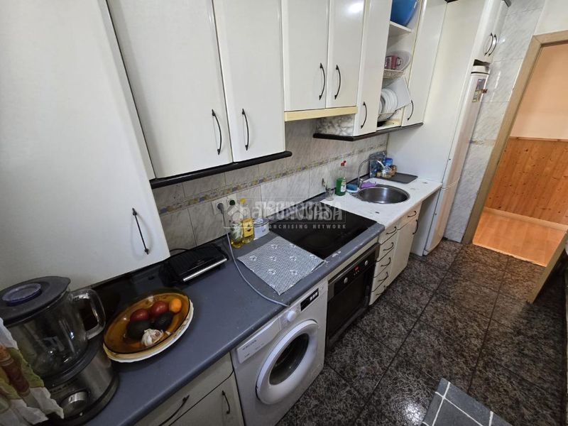 Foto 2546fea1-f5a9-4370-bffe-be025bb496bc. Pis amb calefacció a San Fermín Madrid