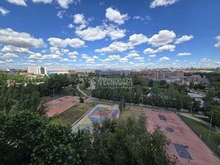 Flat in San Fermín. Piso en venta en madrid