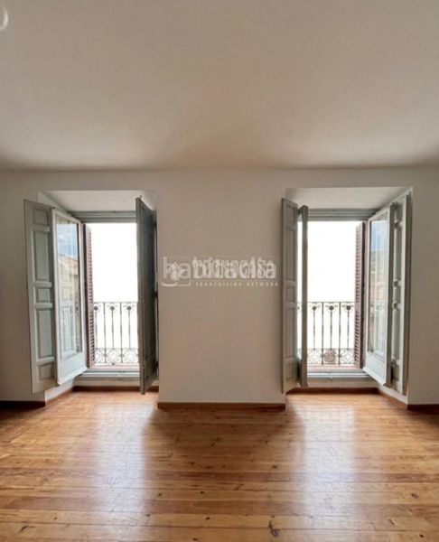 Foto 338be566-f06e-4531-845f-e3599ac815bf. Piso  en venta en Cortes-Huertas Madrid