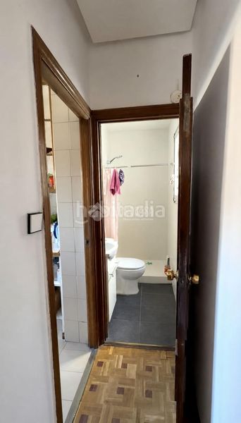 Foto 078642cb-1563-4097-a8bf-bc2d01fb3482. Pis a Cortes-Huertas Madrid