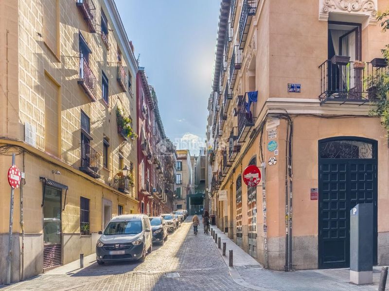 Foto 470c3b4b-9d50-4e96-bd50-36977008a205. Pis a Cortes-Huertas Madrid