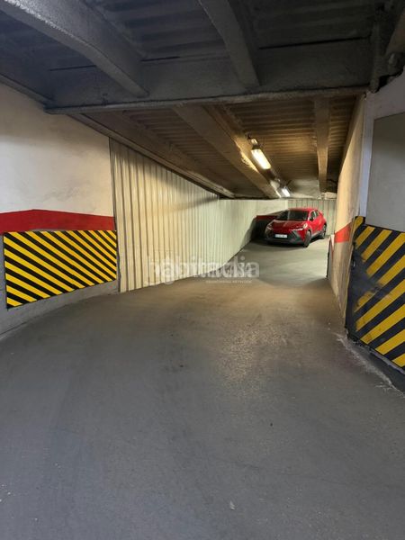 Foto 43a336bc-4b31-424b-9aee-44453351a7dd. Aparcament cotxe a Cortes-Huertas Madrid