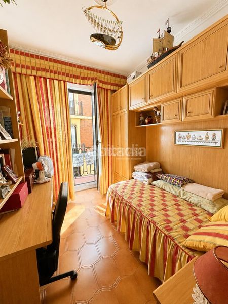 Foto 5fb8aff7-45a4-4ffb-b92d-3b321493c4ed. Piso  en venta en Cortes-Huertas Madrid