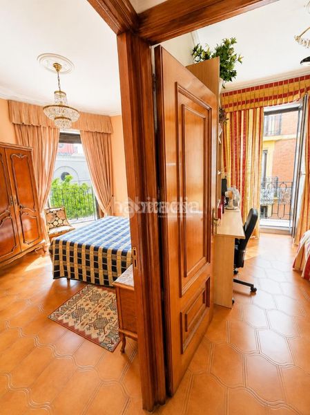 Foto f232d358-4277-4e36-84fc-da29554f56a6. Piso  en venta en Cortes-Huertas Madrid