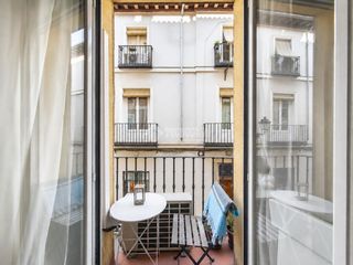 Miete Studiowohnung in Cortes-Huertas. Piso en alquiler en madrid