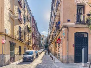 Pis a Cortes-Huertas. Piso en venta en madrid