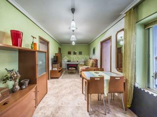 Piso en Cortes-Huertas. Piso en venta en madrid