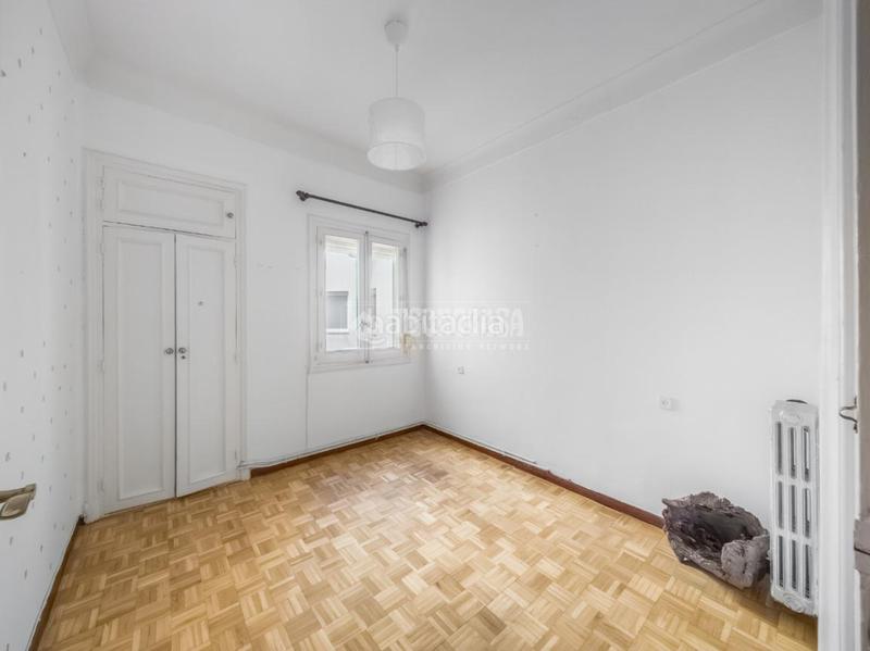 Foto 51557890-0f47-4ee3-b385-150d8d0ef0b7. Appartamento con riscaldamento in Cortes-Huertas Madrid