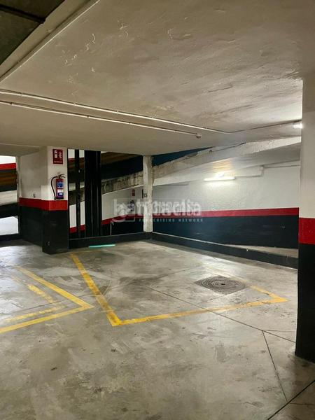 Foto d1317c34-78af-4fa0-b93d-7dd617b659a8. Alquiler parking coche boxplaza de garaje en alquiler en Madrid