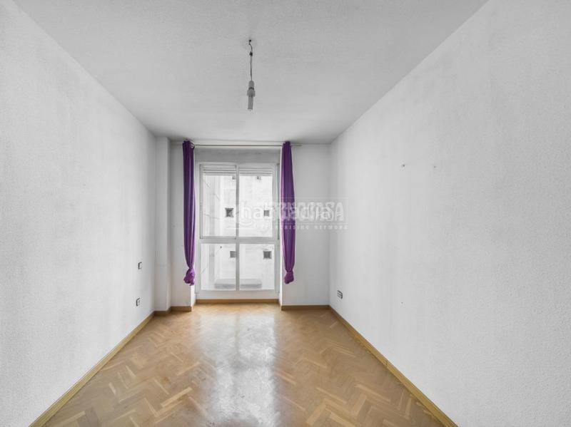 Foto 5a05192c-e6ad-474b-a61a-201bd98c2b0a. Etagenwohnung mit heizung in Cortes-Huertas Madrid