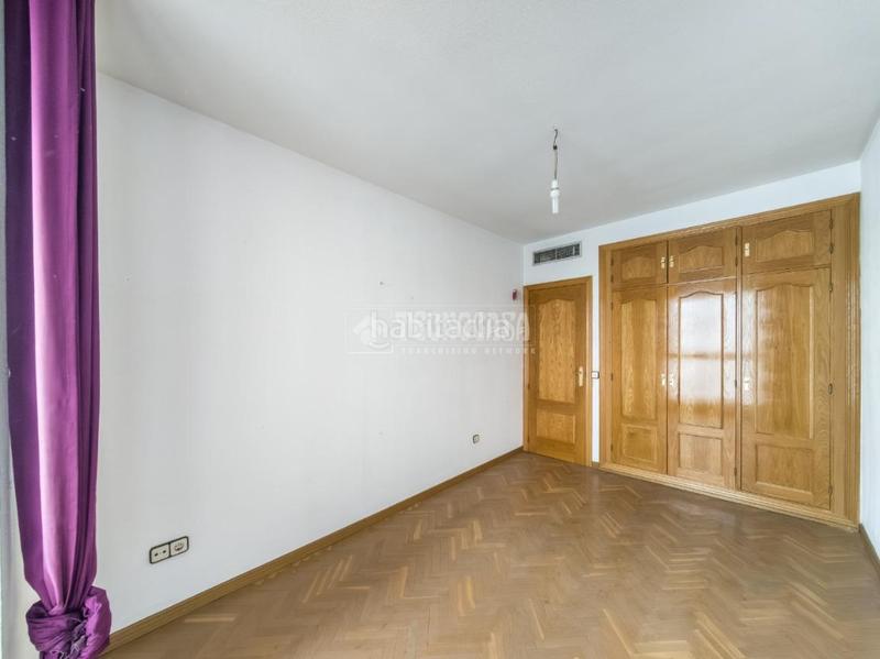 Foto da5da7c4-88d3-404a-b519-7af23c23901c. Etagenwohnung mit heizung in Cortes-Huertas Madrid