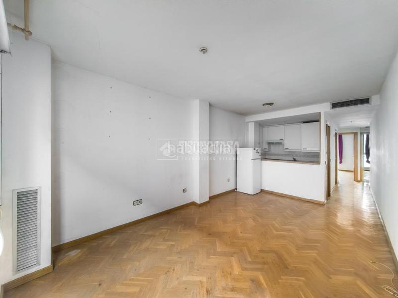 Foto dfece0bd-8a92-4179-a2db-6367fbbedc06. Etagenwohnung mit heizung in Cortes-Huertas Madrid