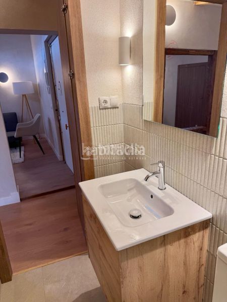 Foto 46c7576b-d96f-420b-8386-646fcfddbd36. Piso  en venta en Cortes-Huertas Madrid