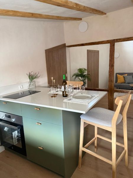 Foto 913d3813-7750-4a22-b0e3-c545e37b0155. Piso  en venta en Cortes-Huertas Madrid