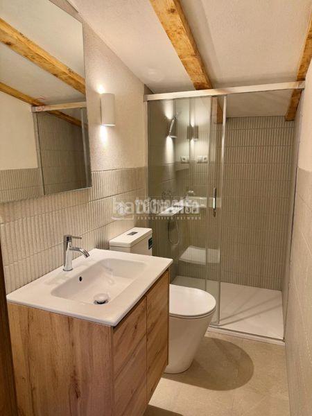 Foto 97c35b51-58d0-4ac3-a809-8609b1c839a7. Piso  en venta en Cortes-Huertas Madrid