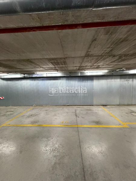 Foto b4885da5-19bd-4014-90e6-75b52bd4883d. Aparcament cotxe a Cortes-Huertas Madrid
