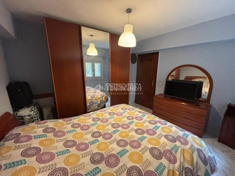 Foto 74f8918b-d50a-46d7-a2ca-6ebced7e1c97. Piso  en venta en Las Águilas Madrid