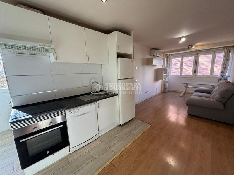 Foto 7ea98b9e-d648-47d7-9979-e3d07d715247. Appartement avec chauffage dans Las Águilas Madrid