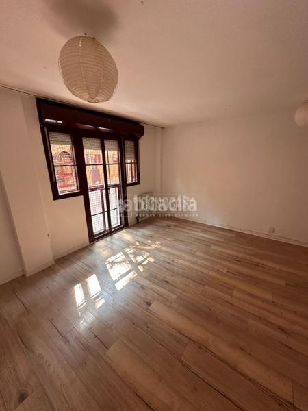 Foto af00ce82-7146-4b84-956f-e304f1387fd3. Piso  en venta en San Isidro Madrid