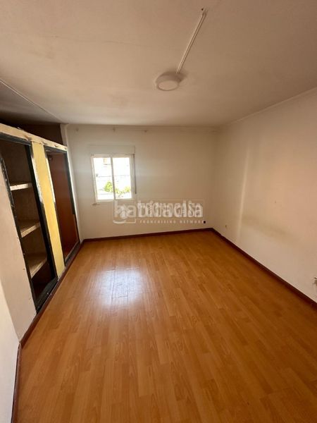 Foto 1963f606-7890-471f-9414-b06079b3342d. Piso  en venta en Vista Alegre Madrid