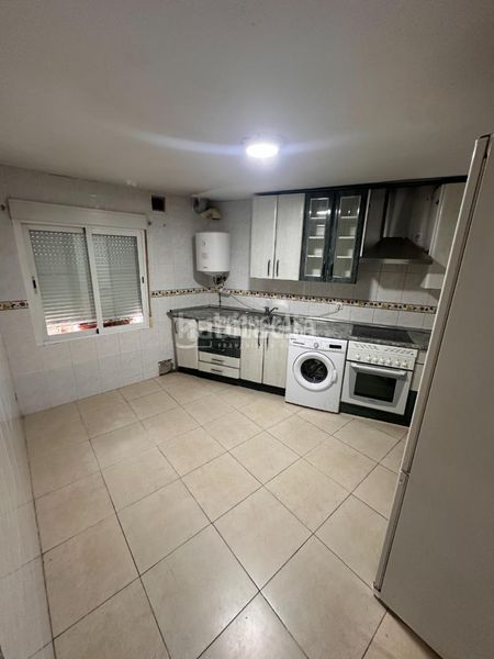 Foto 3c5987b0-19d8-4b1d-b698-a20e5809406c. Piso  en venta en Vista Alegre Madrid