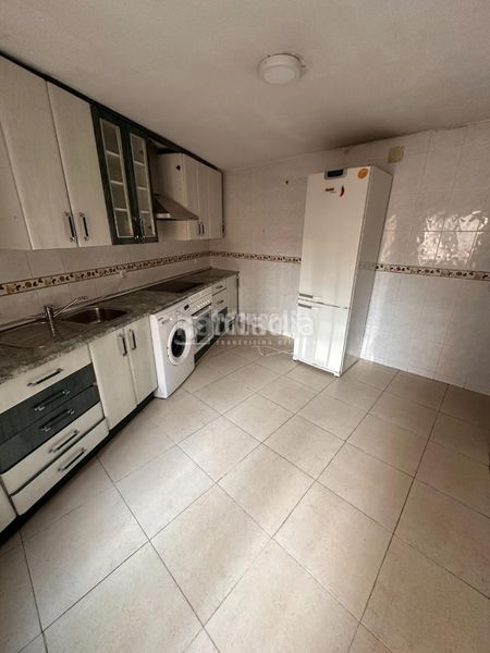 Foto 6c054222-9392-4c32-83d2-0fd972d85600. Piso  en venta en Vista Alegre Madrid