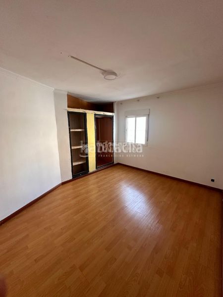Foto fc6be9c8-fa83-4dd7-a7ac-e599b863d369. Piso  en venta en Vista Alegre Madrid