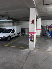 Parking coche en San Isidro
