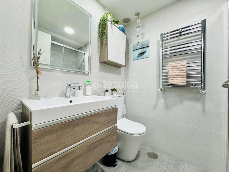 Foto 8102158e-94f6-450e-8d76-cecd22e29e7c. Flat with heating in Miramadrid Paracuellos de Jarama