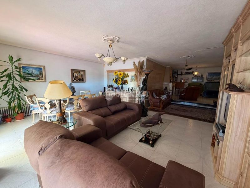 Foto eb290cfc-8e3b-4932-bd75-90fcd7d49292. Casa amb calefacció a Berrocales de Jarama Paracuellos de Jarama
