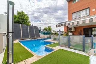 Casa bifamiliare  C/ panzas. Casa en venta en paracuellos de jarama