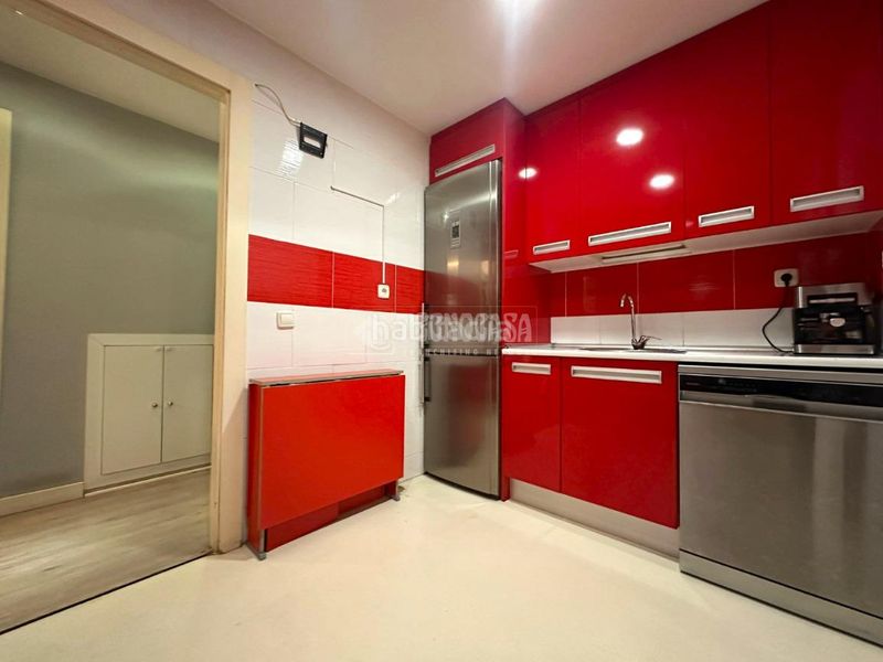 Foto a2ca93d9-49b6-474d-b07a-0f45d6836c2a. Casa aparellada a Camarma de Esteruelas