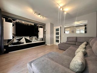 Doppelhaus in Camarma de Esteruelas. Casa en venta en camarma de esteruelas