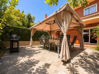 Doppelhaus in La Garena. Casa en venta en alcalá de henares