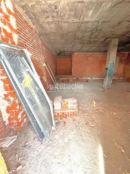 Foto 1f8b584d-f9b0-4d1f-b2d2-672e3233912a. Geschäftsraum in Reyes Parla