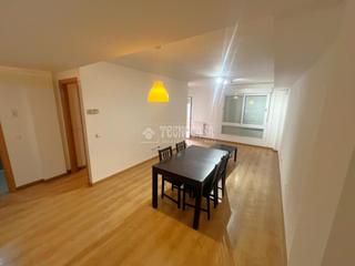 Pis a Calle Pinto-San Roque. Piso en venta en parla