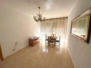 Pis a Reyes. Piso en venta en parla