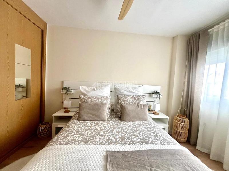 Foto 54c1aa63-d0d5-41dd-8410-6e32d0f4b01e. Pis amb aparcament a Laguna Park Parla