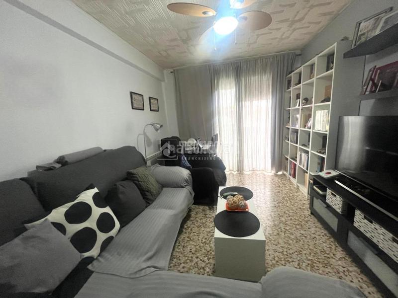 Foto af2ea0a9-645d-44bf-863d-092b1312a78a. Pis amb calefacció a Calle Pinto-San Roque Parla