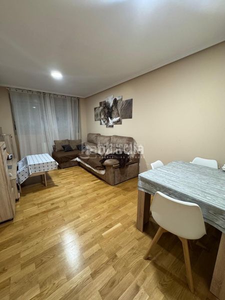 Foto 10320f15-fcd1-458c-9657-bd4465fefd01. Pis amb calefacció a Centro Parla