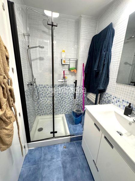 Foto a7d92b22-ecb5-4c30-90b5-22d06f82a6cd. Pis amb calefacció a Centro Parla