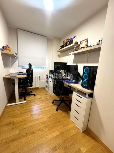 Foto bb8929ae-cde0-4a1b-aff9-e9f75a161a11. Pis amb calefacció a Centro Parla