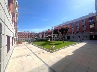 Piso en Calle Pinto-San Roque. Piso en venta en parla