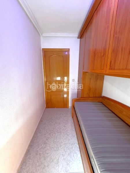 Foto 69d957d2-59e9-4655-8865-f65e1bcd4f02. Pis a Reyes Parla
